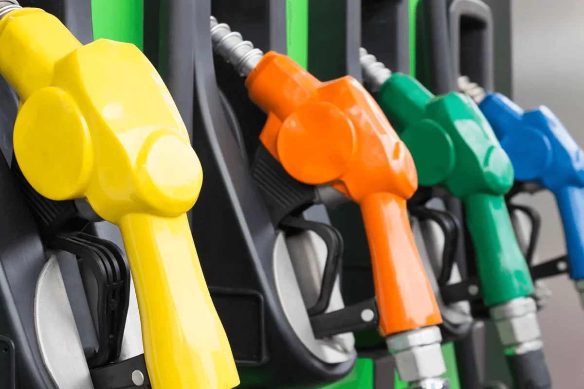 What Happens When Your Car’s Tank Is Filled With Wrong Type of Fuel – Explained!