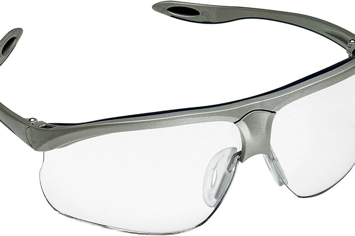 Choosing the Right Safety Glasses