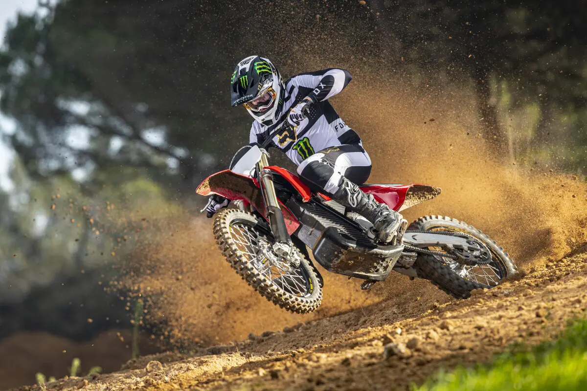 What is a Cross-Country Dirt Bike?