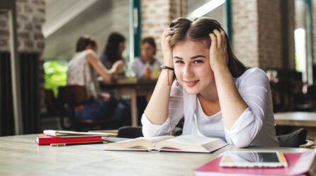 <strong>Avoiding Common Pitfalls in Essay Writing: Tips for Grammar, Structure, and Clarity </strong>